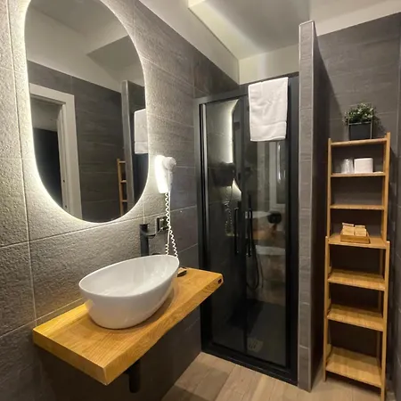 Pompeii Central Home 4* Pompeya