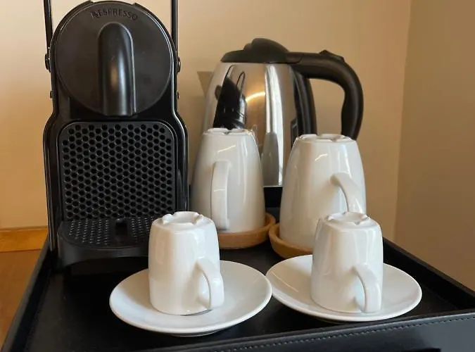 לינה וארוחת בוקר Pompeii Central Home