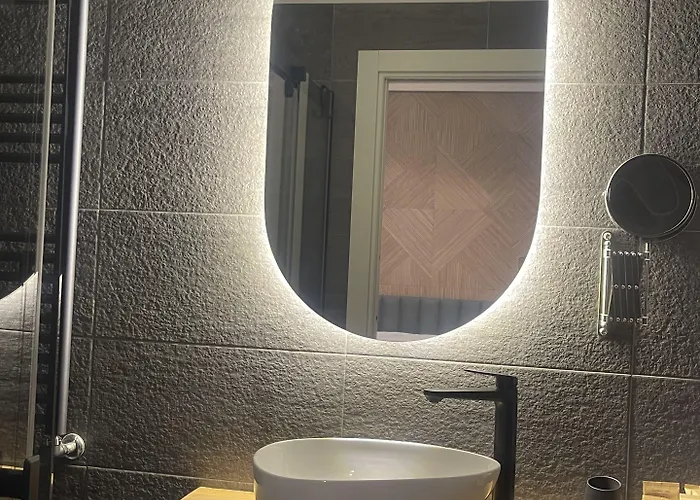 לינה וארוחת בוקר Pompeii Central Home 4*