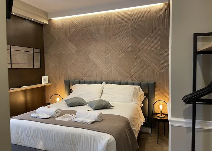 לינה וארוחת בוקר Pompeii Central Home 4*