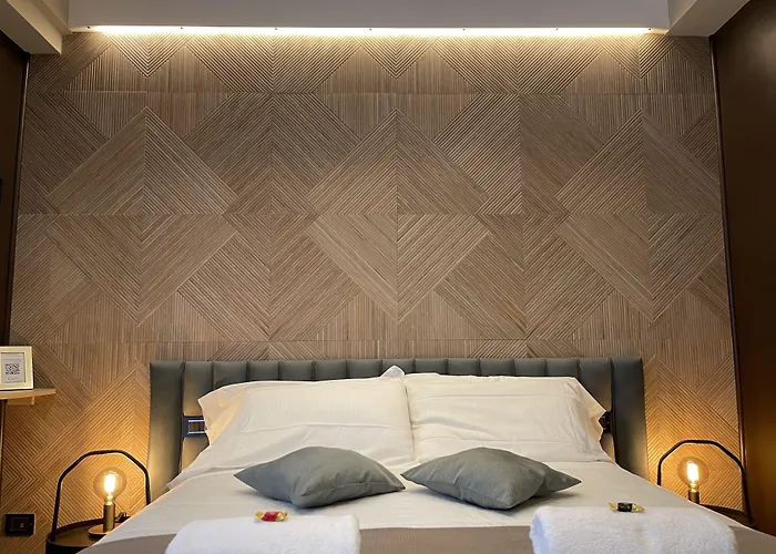 לינה וארוחת בוקר Pompeii Central Home