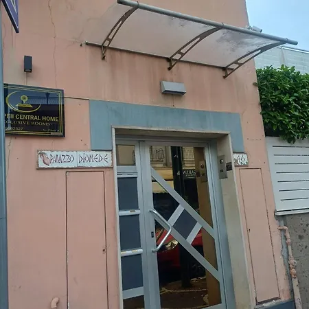 Pompeii Central Home 4*
