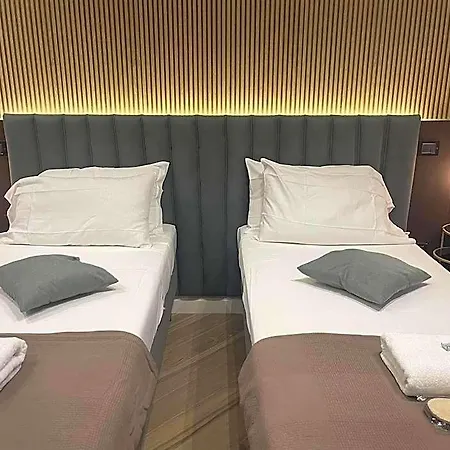 Pompeii Central Home B&B 4*